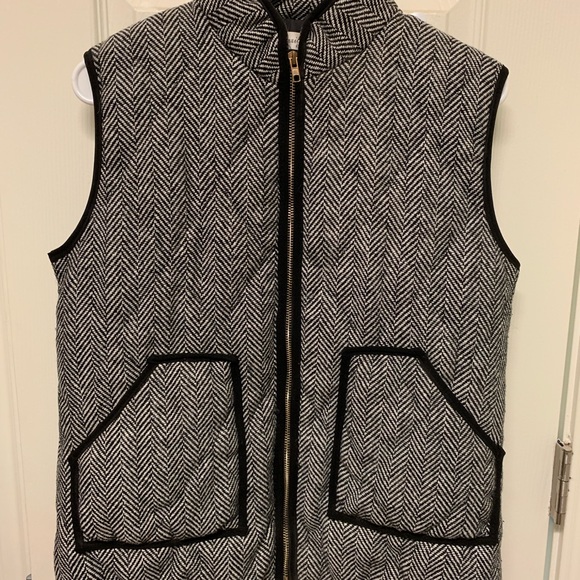 Vest - Picture 1 of 1